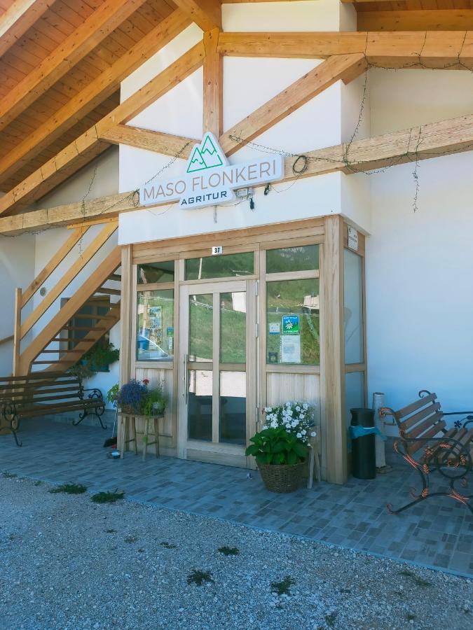 Agritur Maso Flonkeri Bed and Breakfast Bosentino Eksteriør billede