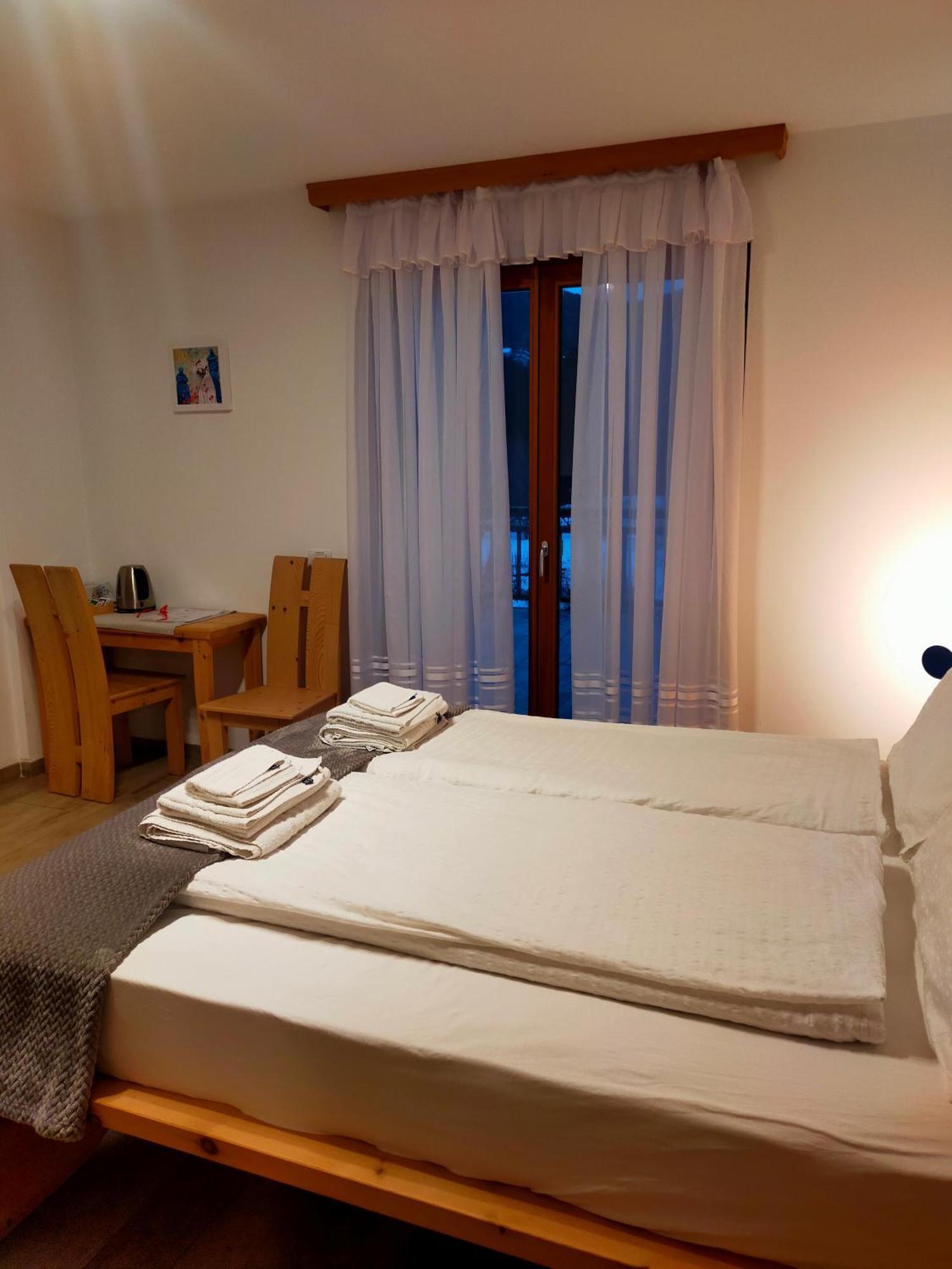 Agritur Maso Flonkeri Bed and Breakfast Bosentino Eksteriør billede